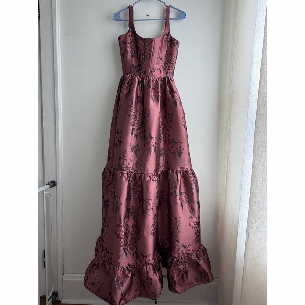 V. Chapman Avery Gown Deco Rose Baroque Floral Size 2